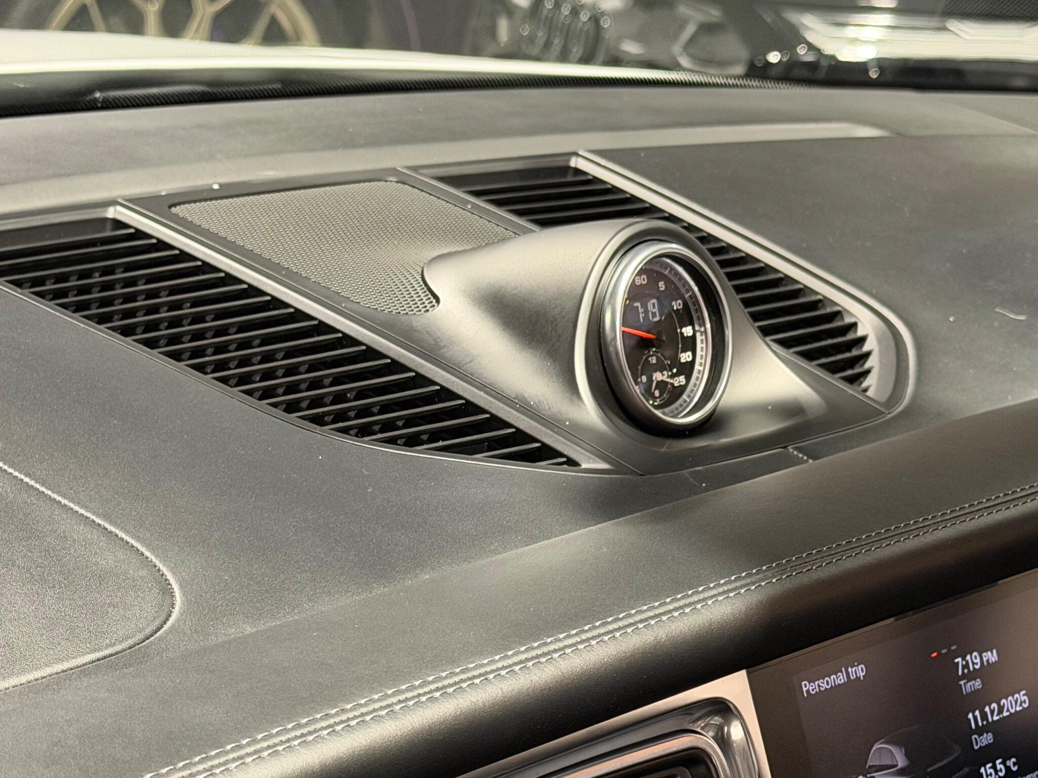 Porsche Macan 2.0T SUV 5dr Petrol PDK 4WD Euro 6 (s/s) (252 ps)